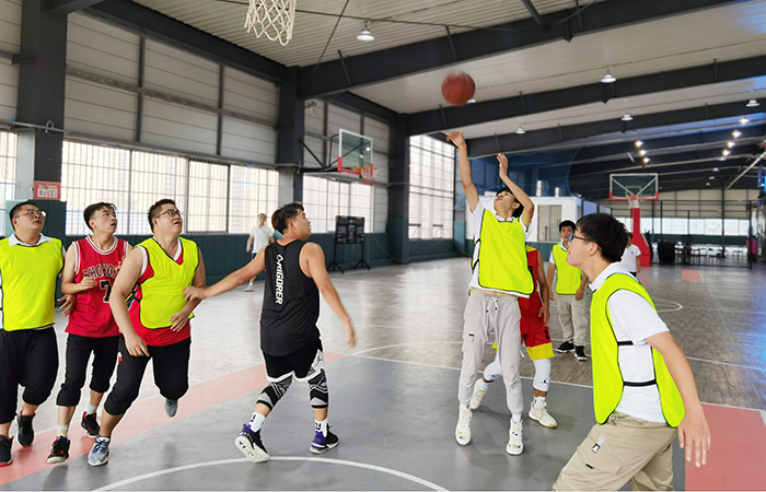 1627454721148717.jpg 打籃球小.jpg