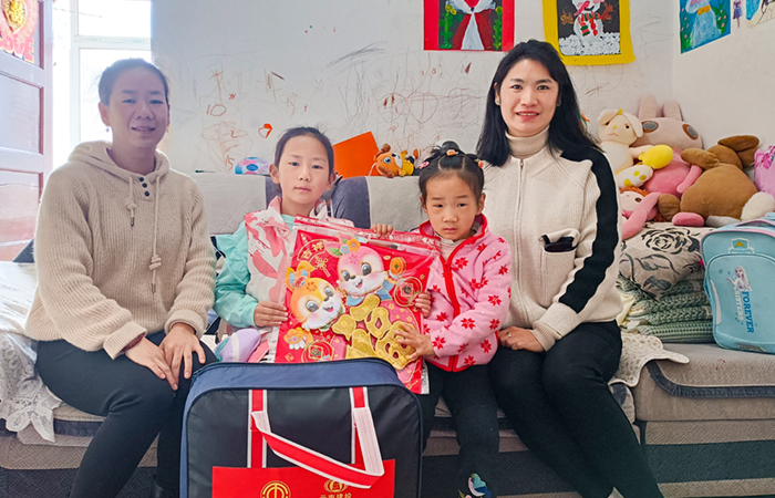 1673580981864509.jpg (小圖)走訪(fǎng)慰問(wèn)徐章銳家屬.jpg