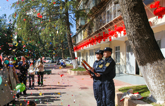 1674135305294308.jpg (小圖)花炮1.jpg