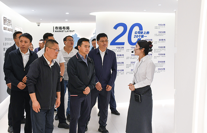 1720429113805651.jpg 小圖參觀(guān)展廳.jpg