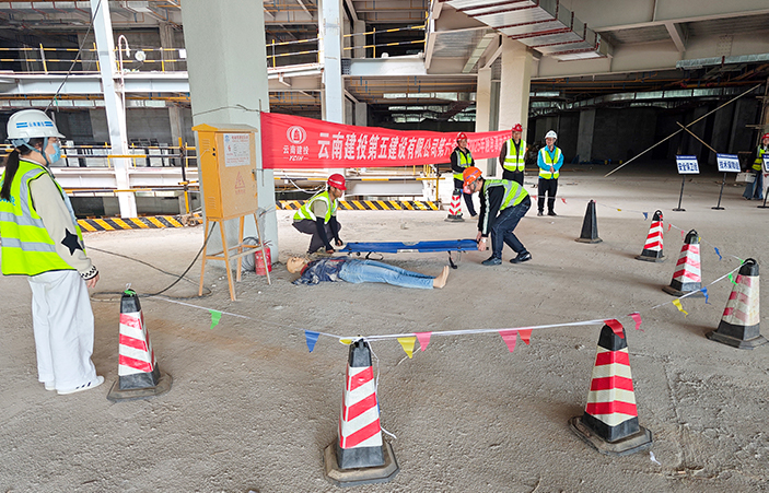 1750836481345930.jpg 小圖1-直六部開(kāi)展觸電事故應急演練活動(dòng)-直六-戴瑞科.jpg